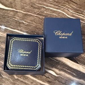 CHOPARD VINTAGE RING BOX 
WITH OUTER BOX